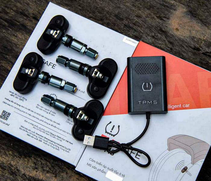 Cam-bien-ap-suat-lop-o-to-co-can-thiet-khong