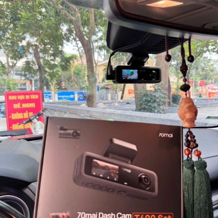 Camera Hành Trình 3 Mắt 70mai T400 1